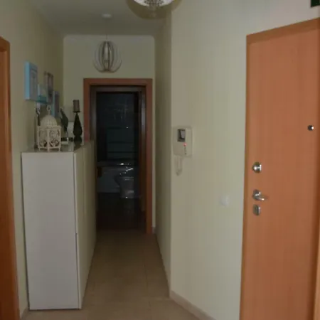 Apartamento Edifício Plaza - Praia Dos Pescadores *
